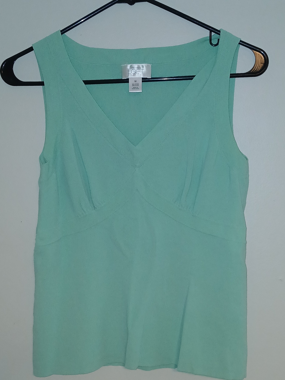 LOFT Mint V-Neck Sleeveless Top